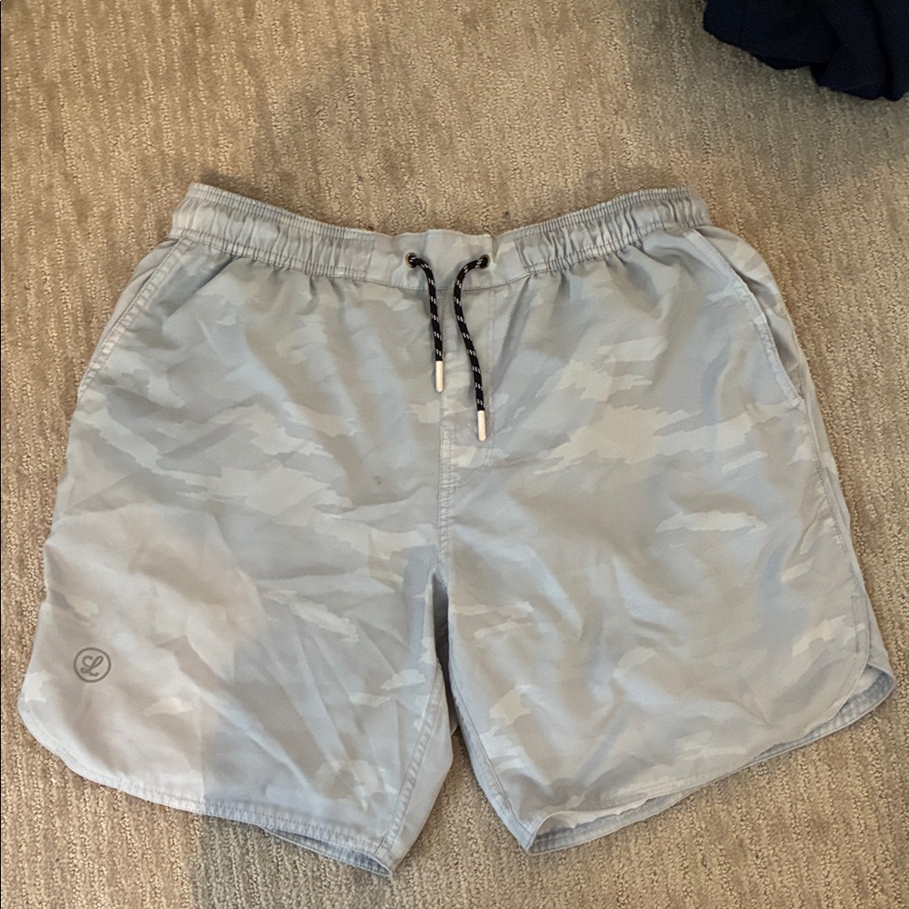 Men's Light Gray Camo Athletic Shorts